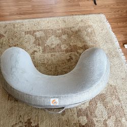 ERGOBABY pillow  Nursing/comfort 