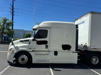 2019 Freightliner Cascadia