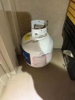 Propane Tank full New