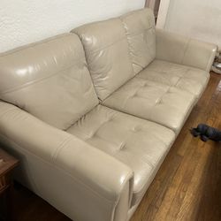 Learher Couch 