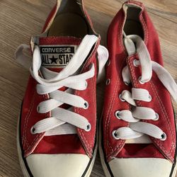 Converse Size 2