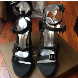 🔥🔥NIB $169 Bebe Strappy Platform Heels - 8.5