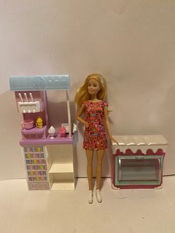 Barbie Ice Cream Stand with doll & accessories