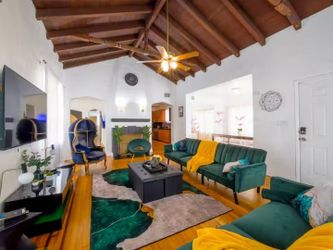 Airbnb Portfolio Liquidation | Furniture from 20 Fully Furnished Units | Miami