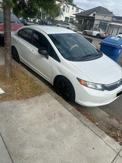 2012 White Honda Civic Sedan