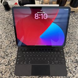 iPad Pro 5th Gen 12.9” — 256gb — Cellular + WiFi