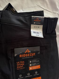 Pants. Men’s NWT 32-30s.