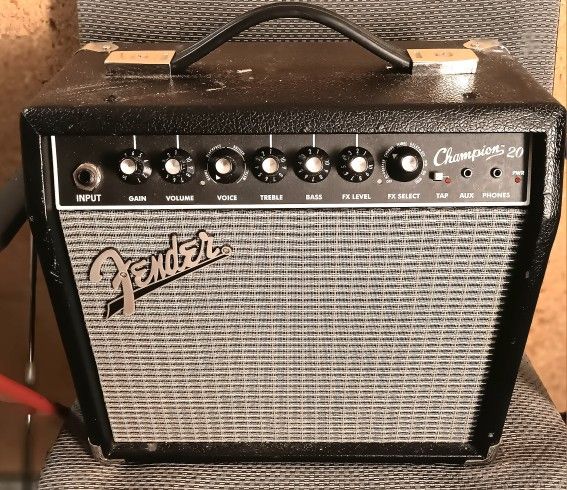 Fender Champion 20 Guitar Combo Amp