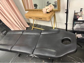 Massage bed