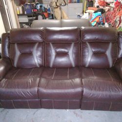 Couch /dual recliner
