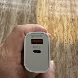 Type C And Type A Charger For iPhone And Samsung 