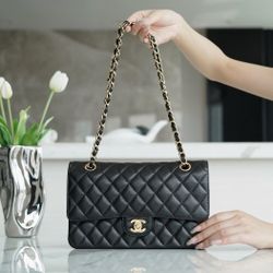 CLASSIC FLAP BAG BLACK