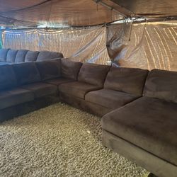We Have Couches For Sale We Sell All The Time Delivery $40 Local Prices In The Description