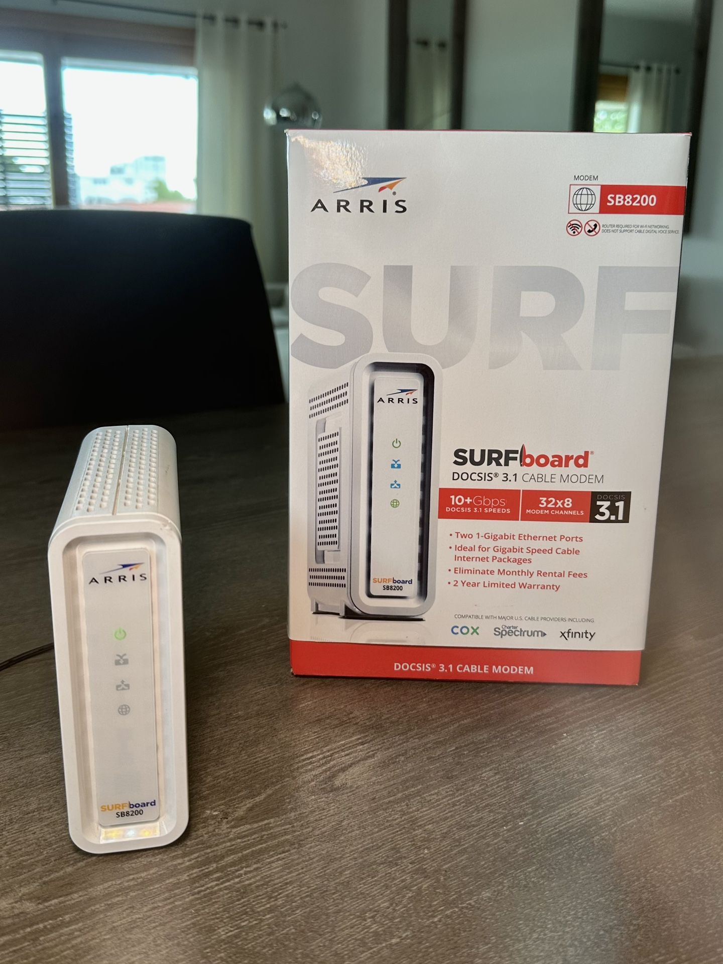 Arris SB8200 DOCSIS 3.1 Gaming-Grade Modem