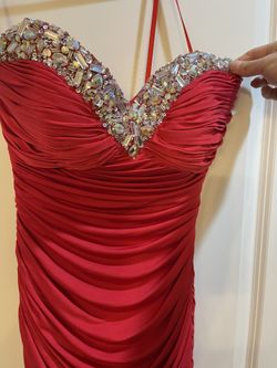 Gorgeous Red Strapless Fown