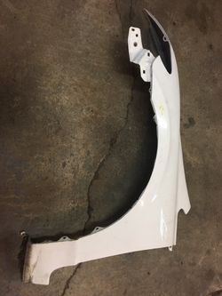 Fender left side 08 Honda Civic lx