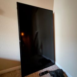 Vizio 4K Smart TV 50” And Mount