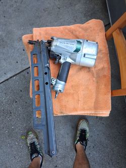 Metabo  hpt NR 83A5 3 1/4" strip nailer