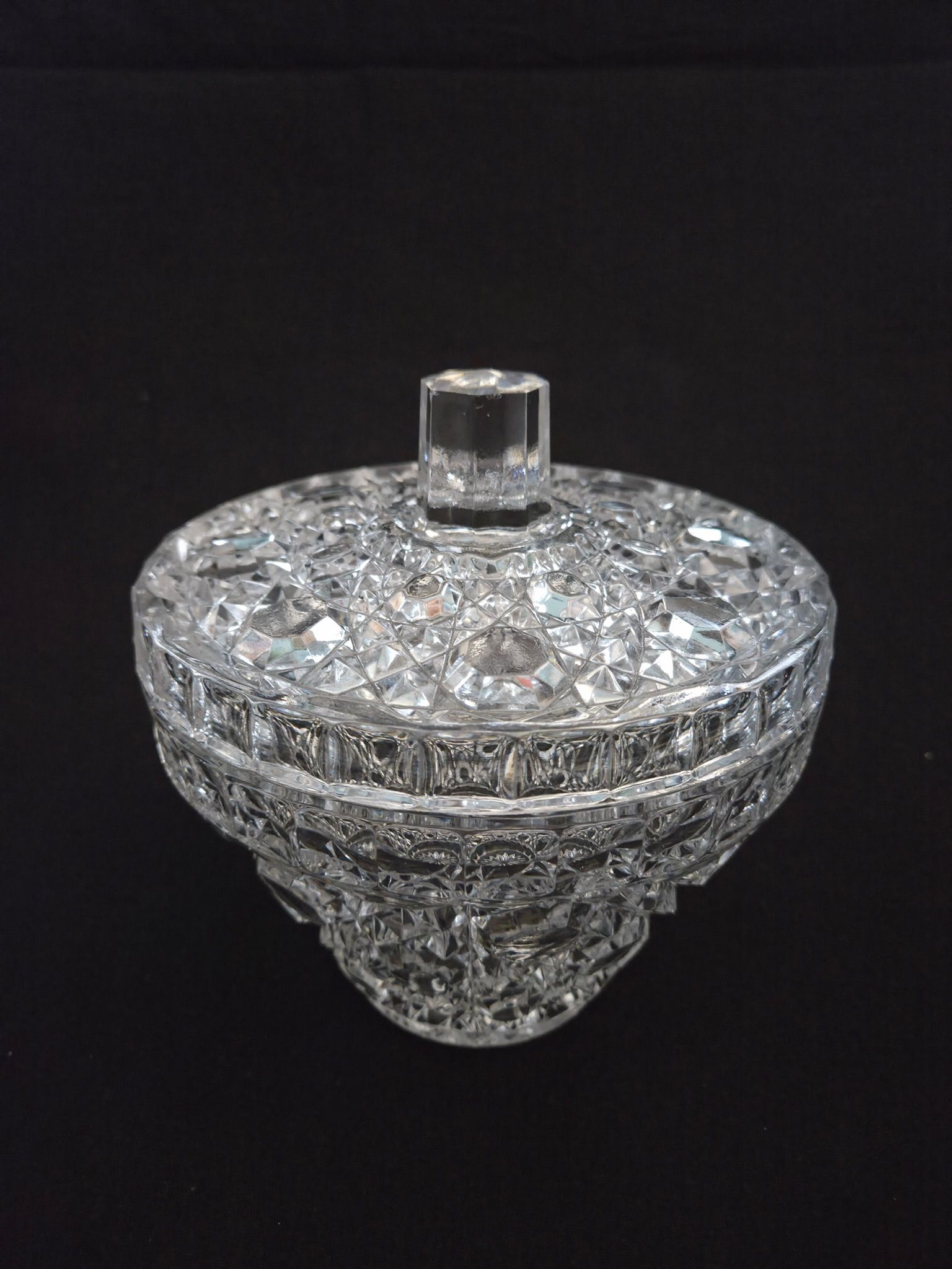 Vtg Indiana Glass Candy Dish Button Pattern 7"x6.75" Heavy