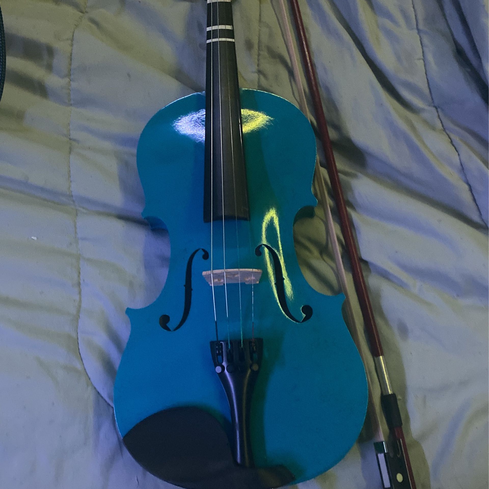 blue violin 
