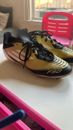 Adidas Kids’ F50 League FG/MG Messi Soccer Cleats