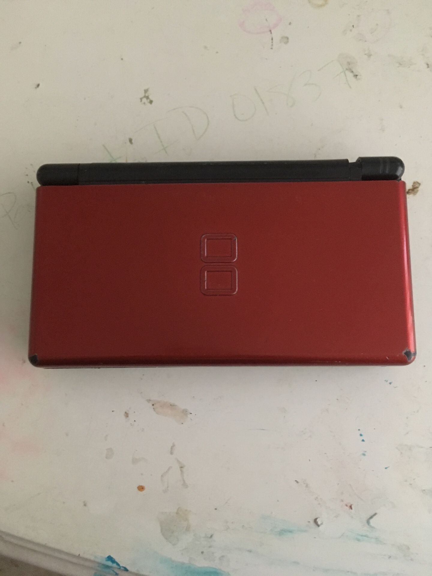 Nintendo DS Lite YES IT WORKS MAKE A REASONABLE OFFER!