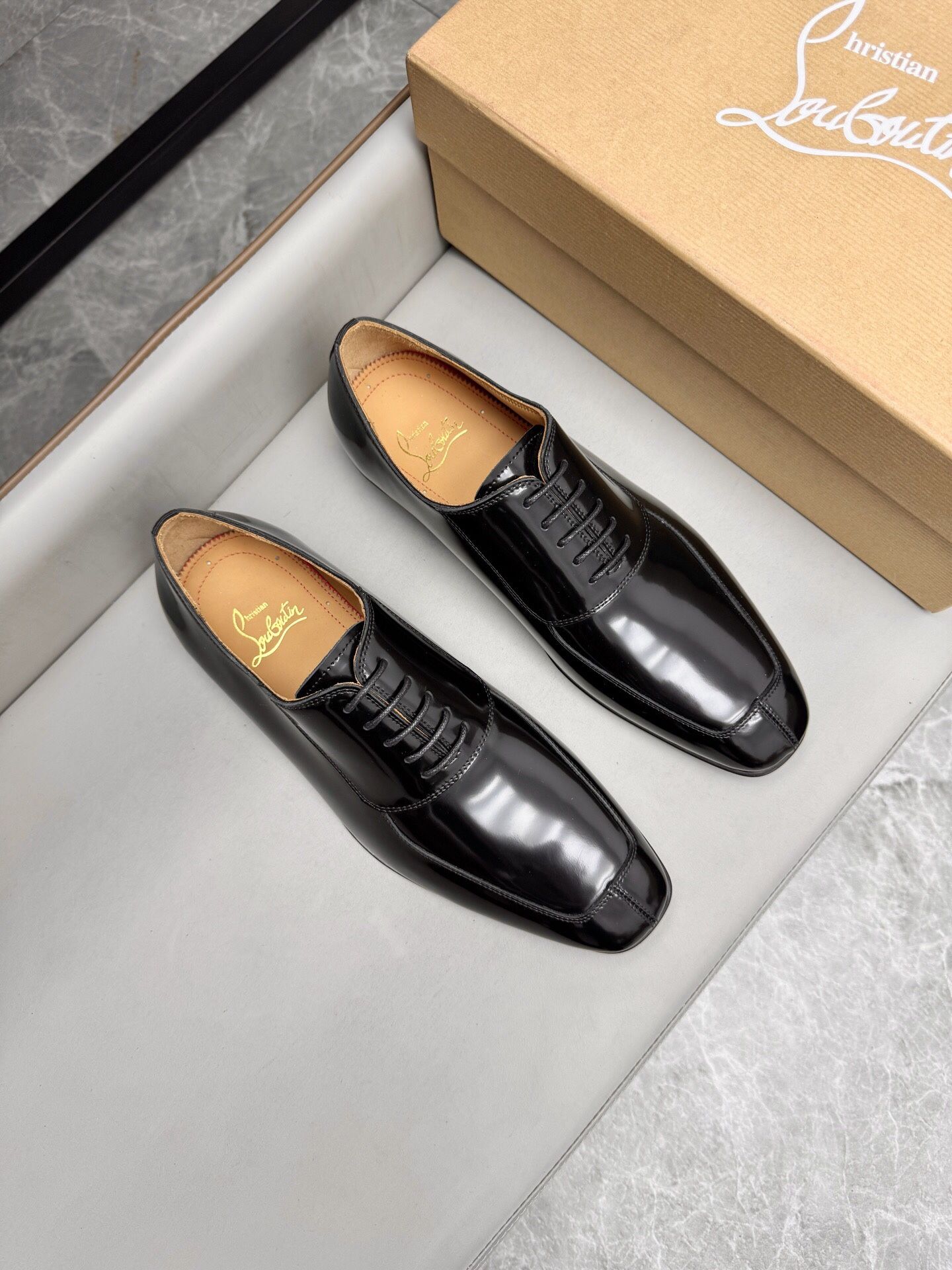 Christian Louboutin Men’s Leather Shoes With Box New