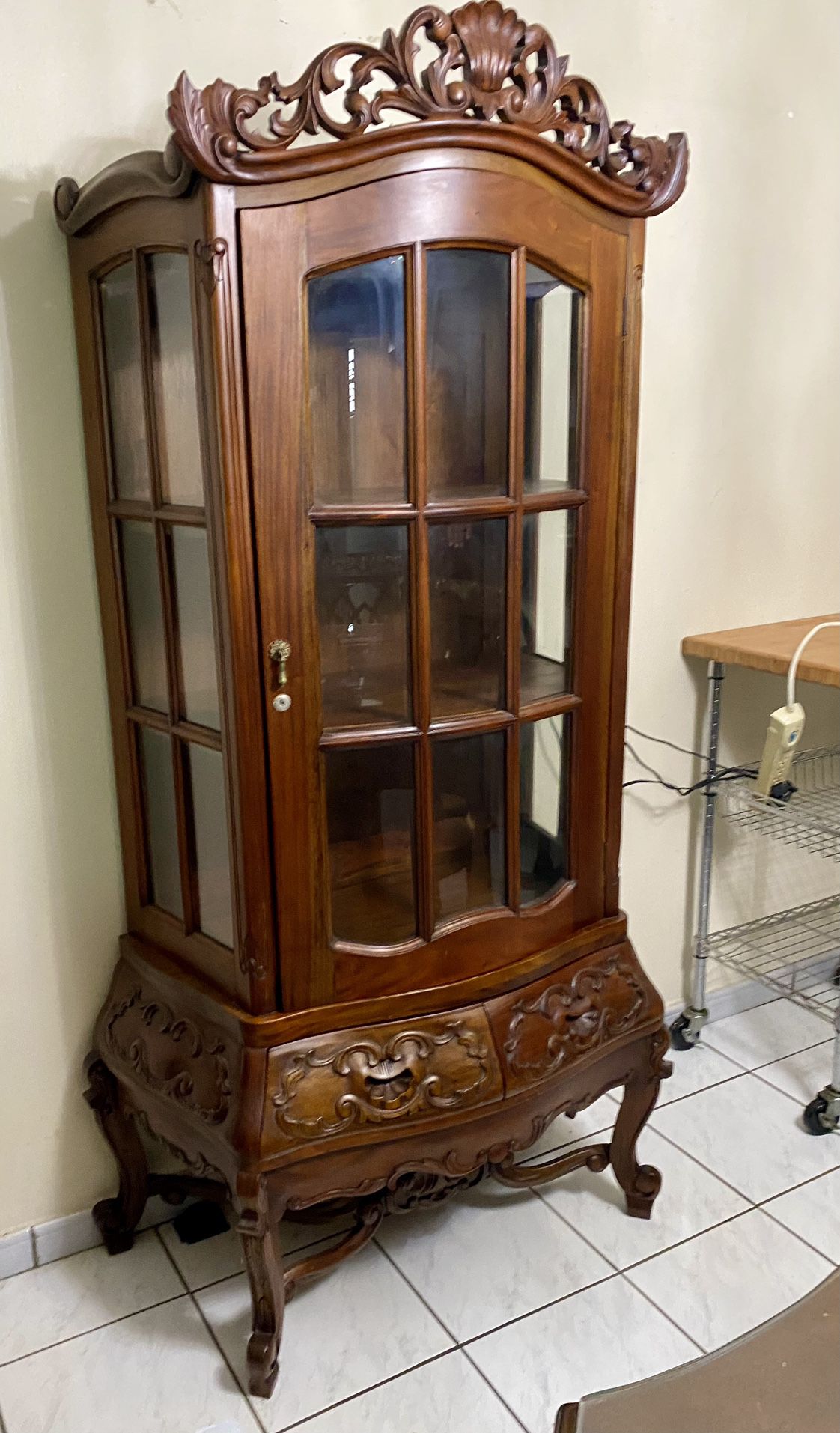 Great Antique Curio Cabinet Very Beautiful 
