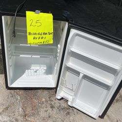 Refrigerador. 25 Usado 
