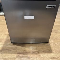 Mini Refrigerator 