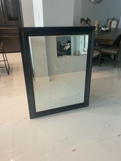 Table& mirror