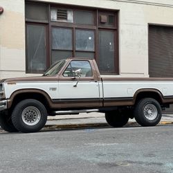 1982 Ford F-250