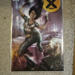 X-Men #4 Lucio Parillo Exclusive Variant 