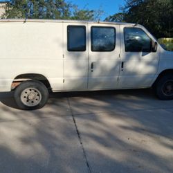 1996 Ford E-250