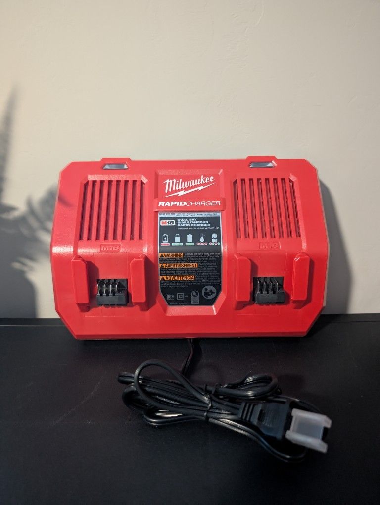 Milwaukee M18 Dual Rapid Charger