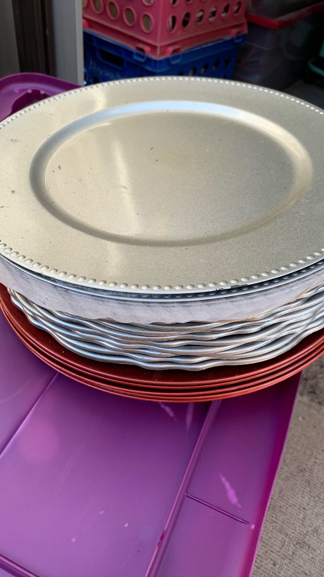 Plastic Plates