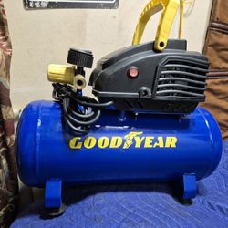 Goodyear 4Gallon Horizontal Air Compressor 