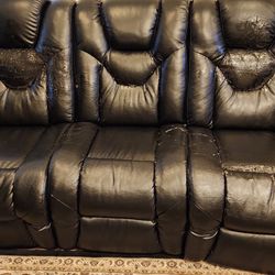 7 Seater Power Recliner With Cup Holder And Charging Station 3 pcs Sofa Set Used All working Great 