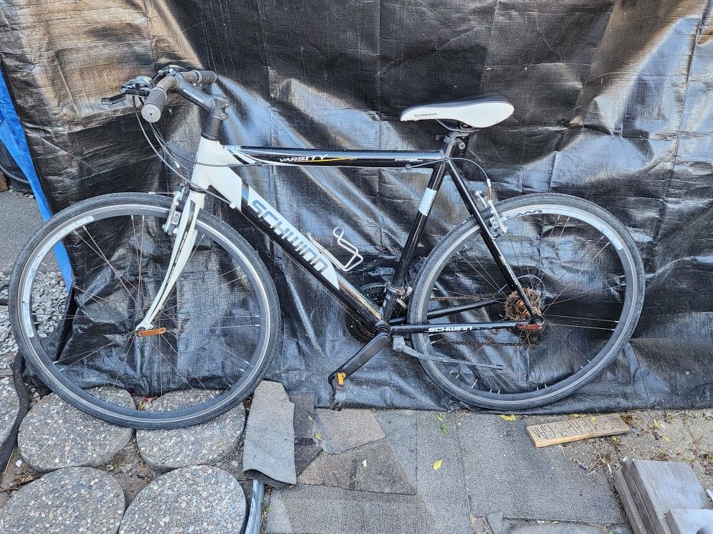 Schwinn Mountain Bike