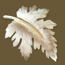 Vintage Signed EMMONS Brushed Goldtone Leaf Brooch 