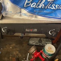 Parrilla Con Dos Quemadores Y Comal 