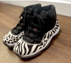 Air Jordan 11 Animal Instinct Zebra Leopard Print Women’s Size 7.5 Sneakers