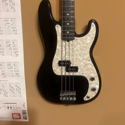 Mexican made Fender P Bass