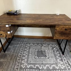 Free Desk