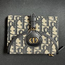 Dior wallet