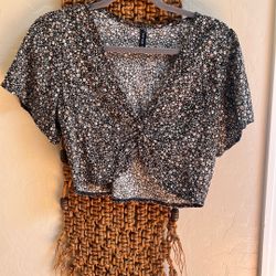 Women’s Floral Top 