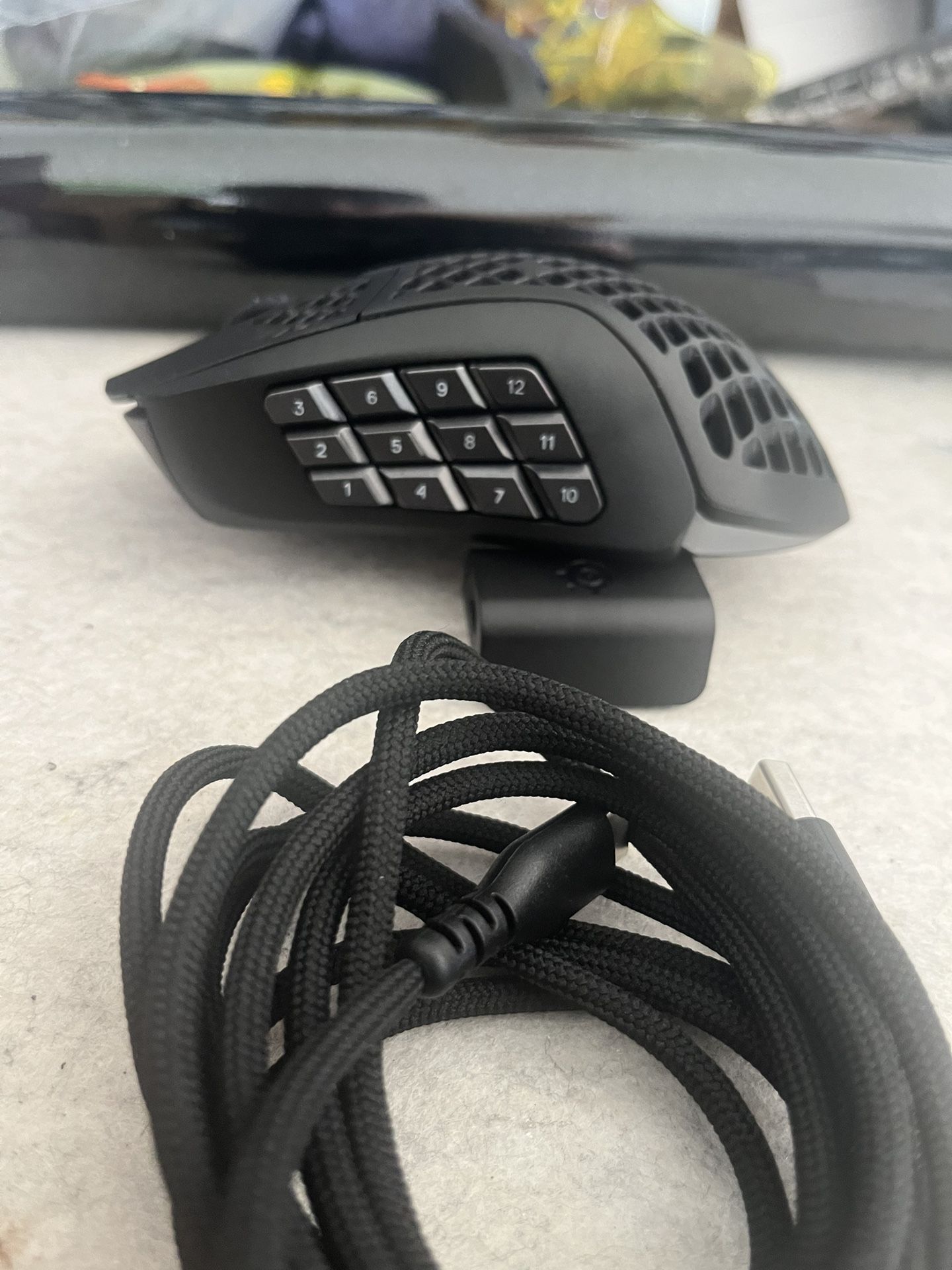 SteelSeries Aerox 9 Wireless – Ultra-Lightweight Wireless Gaming Mouse