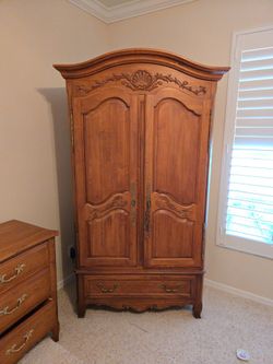 Ethan Allen Legacy Armoir