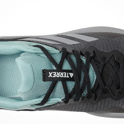 Adidas  Terrex 