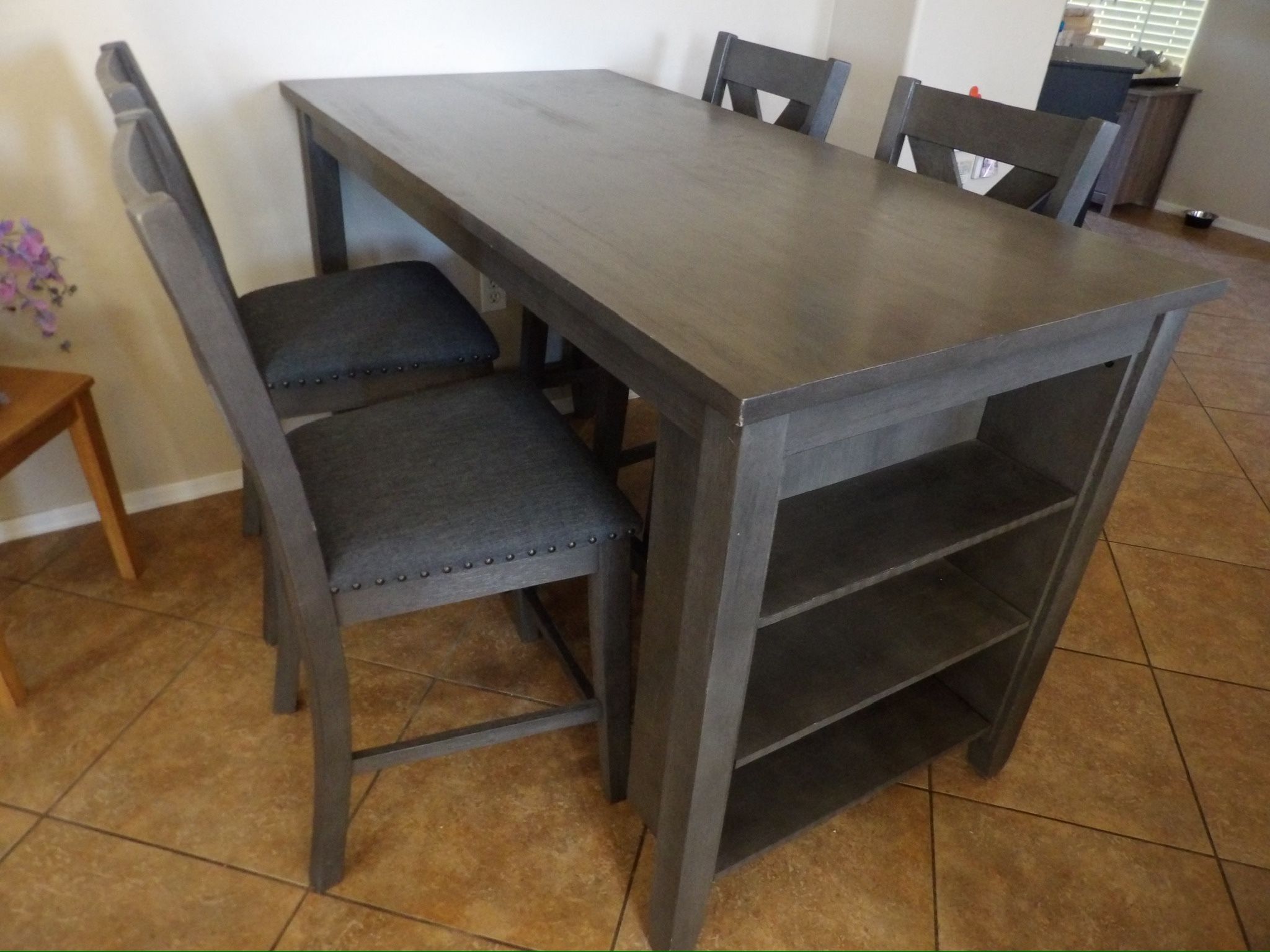 Signature Design by Ashley - Dining Table And Chairs